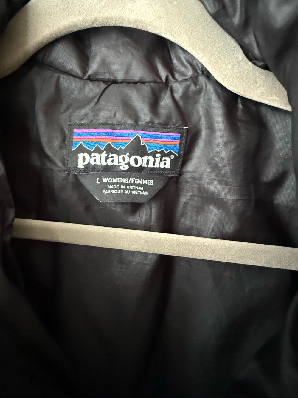 Patagonia Women's Quilted Nano Puffer Jacket - Picture 3 of 8